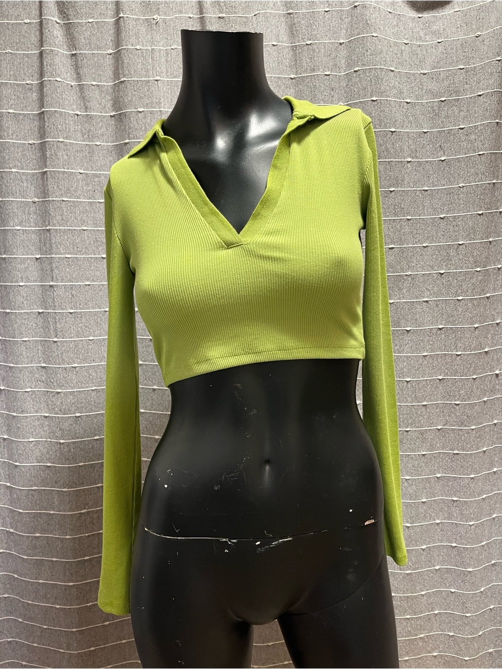 ZARA Green Long Sleeve Crop Top